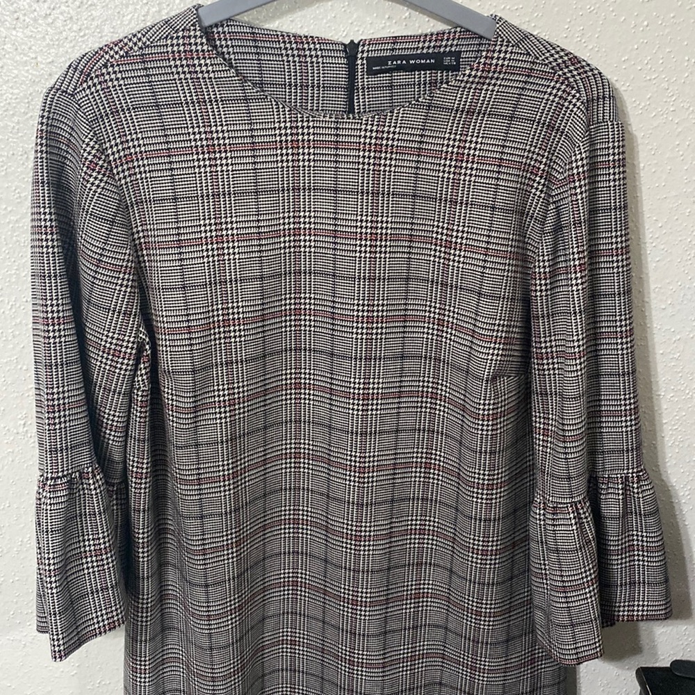 Zara print dress
Size: Medium